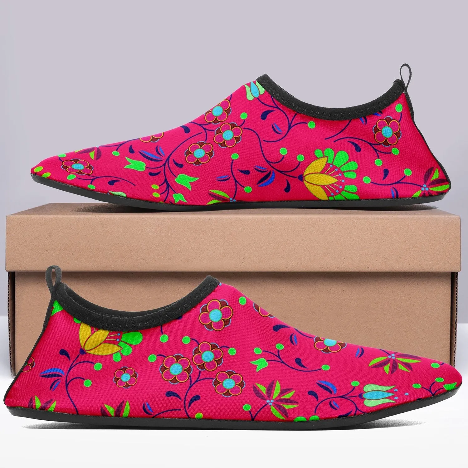 Fleur Indigine Rouge Sockamoccs Kid's Sockamoccs Slip On Shoes
