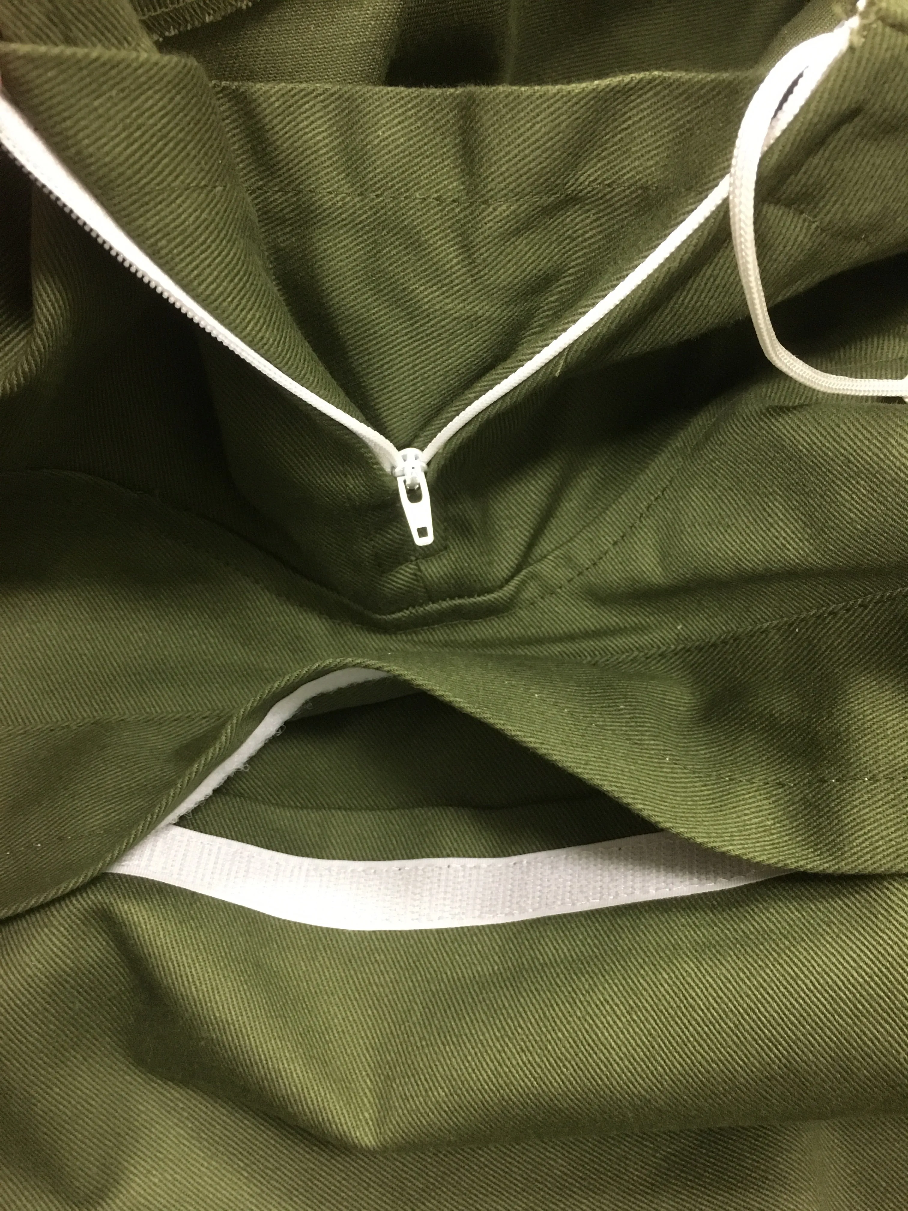 R AND I TRAINING SMOCK GREEN